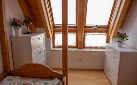 4-Zimmer-Ferienwohnung Bienenstock