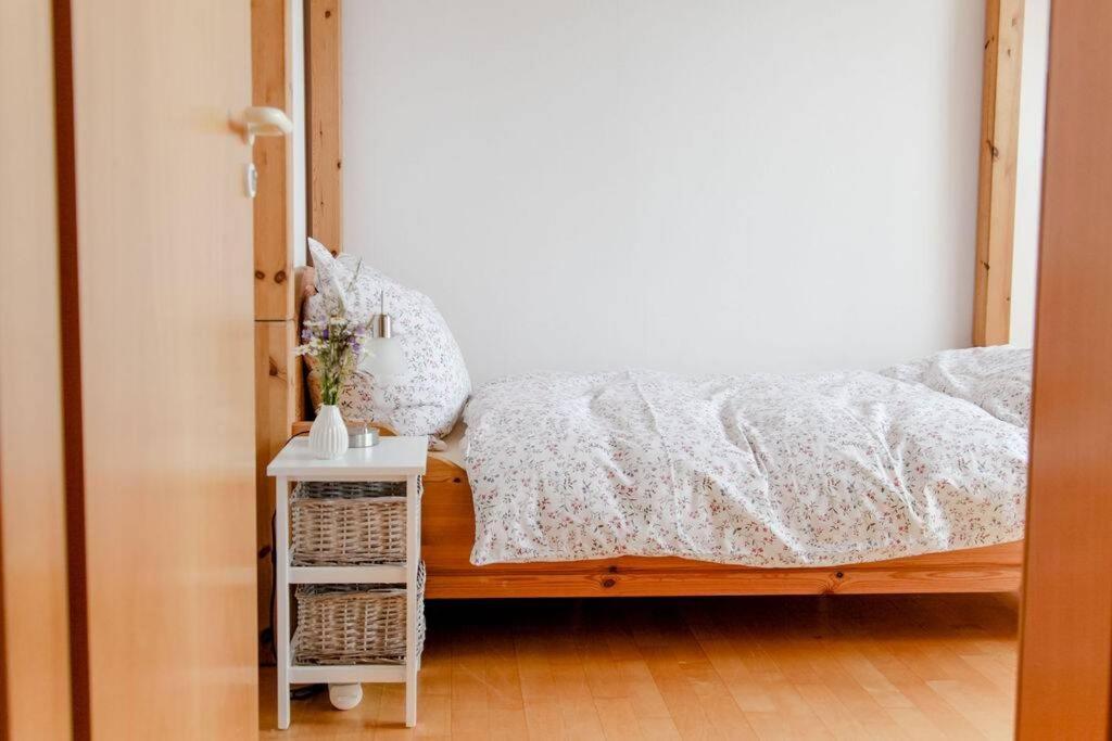 4-Zimmer-Ferienwohnung Bienenstock Dobel Exterior foto