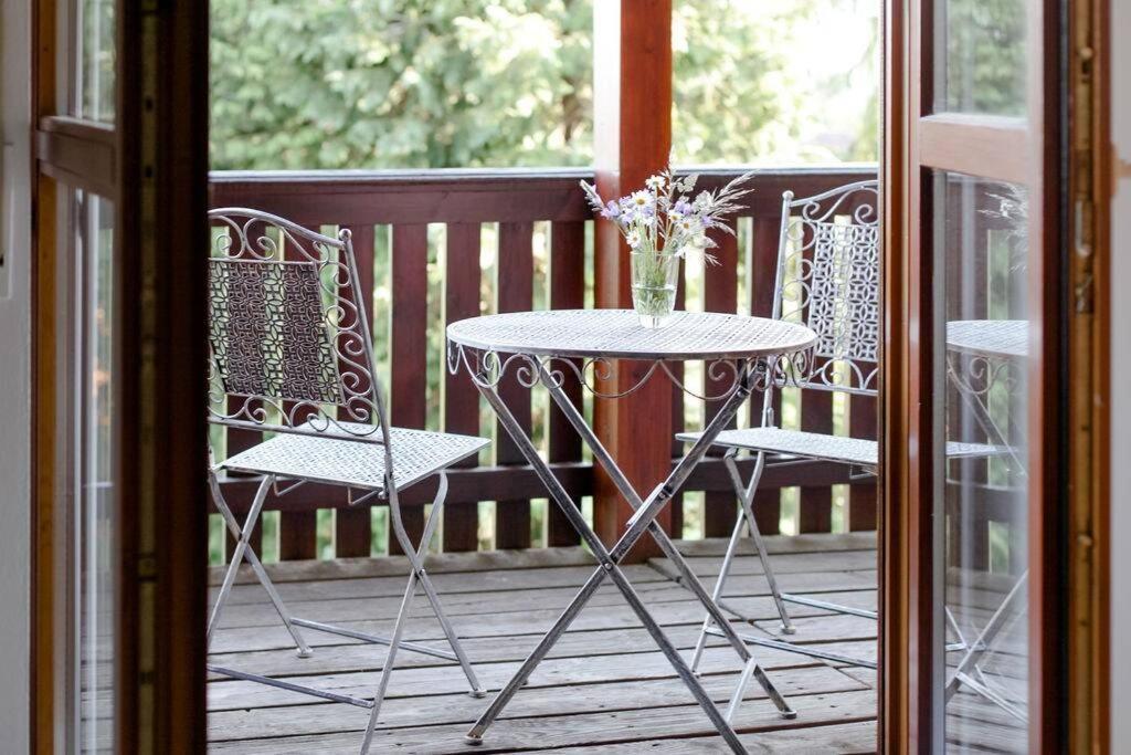 4-Zimmer-Ferienwohnung Bienenstock Dobel Exterior foto