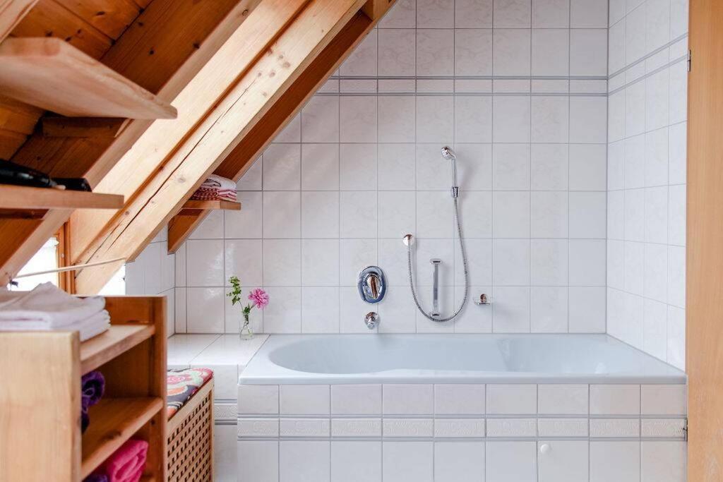4-Zimmer-Ferienwohnung Bienenstock Dobel Exterior foto